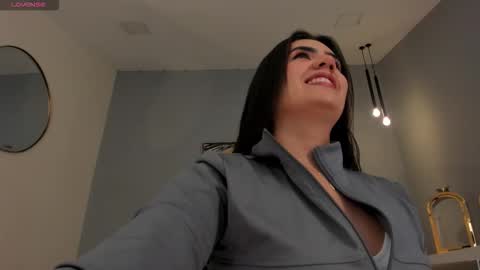 Snapshot of angelicavega_ chatting on October 22, 9:36 pm Angelica Vega online show from October 22, 9:36 pm