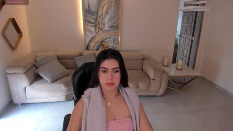 Snapshot of angelicavega_ chatting on November 23, 4:18 pm Angelica Vega online show from November 23, 4:18 pm
