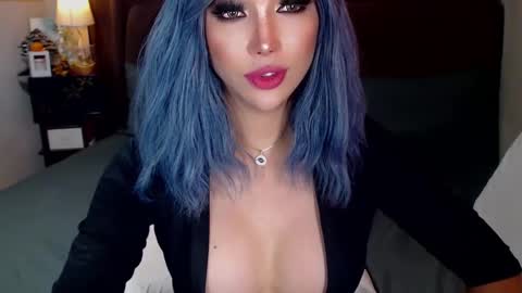 MS. AMALIA online show from February 11, 6:30 am