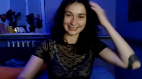 Snapshot of angelik71 chatting on July 16, 9:43 pm angelik71 online show from July 16, 9:43 pm