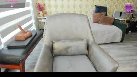 angelina_class_7 online show from June 25, 2:21 pm