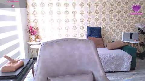 angelina_class_7 online show from July 13, 1:36 pm