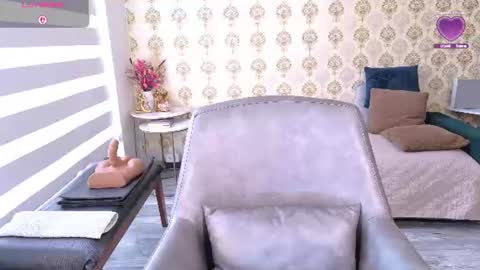 angelina_class_7 online show from July 15, 3:39 pm