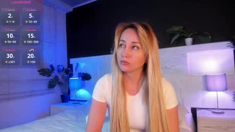 angelina_hilton online show from June 8, 11:54 am