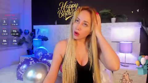 angelina_hilton online show from June 16, 12:30 pm