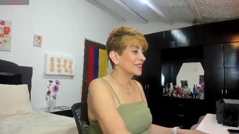 Snapshot of angelina_stone_65 chatting on July 8, 11:53 pm Angelina online show from July 8, 11:53 pm