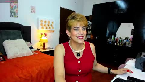 Snapshot of angelina_stone_65 chatting on July 23, 1:58 am Angelina online show from July 23, 1:58 am