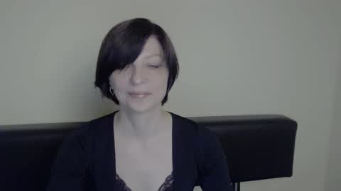 Snapshot of angelinalov_ chatting on February 6, 7:56 am Angelina online show from February 6, 7:56 am