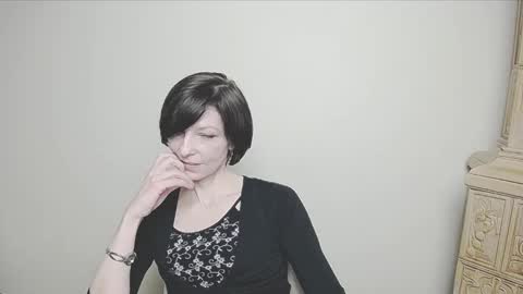 Snapshot of angelinalov_ chatting on February 27, 1:28 pm Angelina online show from February 27, 1:28 pm