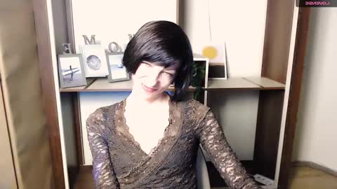 Snapshot of angelinalov_ chatting on October 27, 7:34 am Angelina online show from October 27, 7:34 am