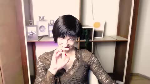 Snapshot of angelinalov_ chatting on November 29, 8:17 am Angelina online show from November 29, 8:17 am