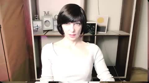 Snapshot of angelinalov_ chatting on May 31, 8:54 am Angelina online show from May 31, 8:54 am