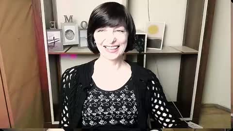 Snapshot of angelinalov_ chatting on June 3, 8:39 am Angelina online show from June 3, 8:39 am