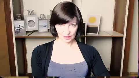 Snapshot of angelinalov_ chatting on August 2, 7:29 am Angelina online show from August 2, 7:29 am