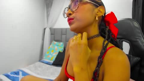 Snapshot of angelinamurphy chatting on May 24, 2:38 am AngelinaMurphy online show from May 24, 2:38 am