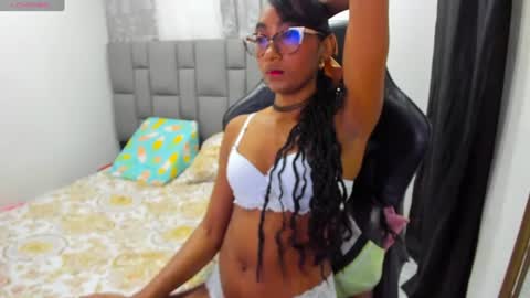 Snapshot of angelinamurphy chatting on June 13, 7:28 am AngelinaMurphy online show from June 13, 7:28 am