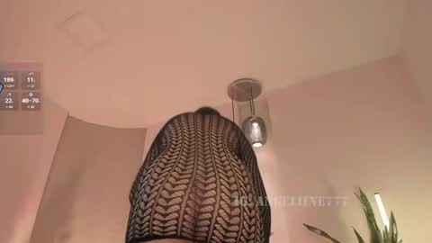 Snapshot of angeline777 chatting on May 21, 11:28 am Angeline online show from May 21, 11:28 am