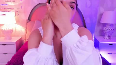 Snapshot of angeline__cute chatting on May 13, 1:30 pm angeline online show from May 13, 1:30 pm