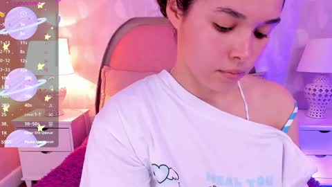 Snapshot of angeline__cute chatting on June 2, 12:07 pm angeline online show from June 2, 12:07 pm