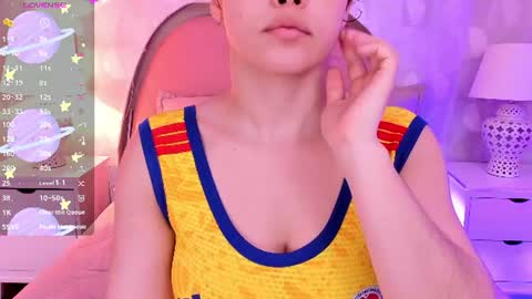 Snapshot of angeline__cute chatting on June 13, 12:14 pm angeline online show from June 13, 12:14 pm