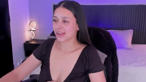 angeline_davies online show from December 5, 3:50 pm