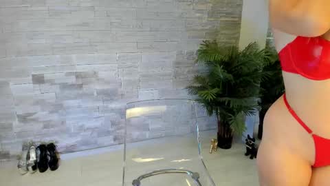 angelinsin online show from October 5, 7:45 pm