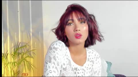 Angelique Murphy online show from November 12, 6:14 am