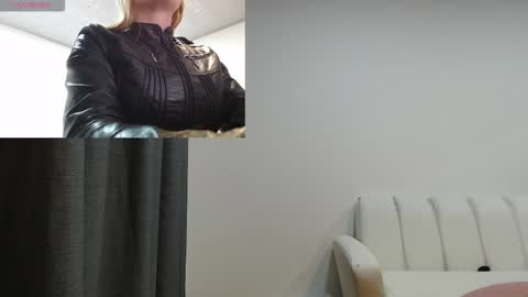 Snapshot of angelita_success chatting on December 16, 1:32 am angelita_success online show from December 16, 1:32 am