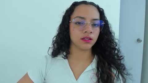 A F R O D I T A online show from October 16, 11:22 am