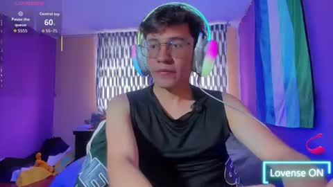 Snapshot of angelito18_twink chatting on June 16, 8:22 pm Angel online show from June 16, 8:22 pm