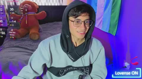 Snapshot of angelito18_twink chatting on July 14, 6:46 pm Angel online show from July 14, 6:46 pm