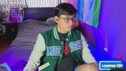 Snapshot of angelito18_twink chatting on July 24, 3:43 pm Angel online show from July 24, 3:43 pm