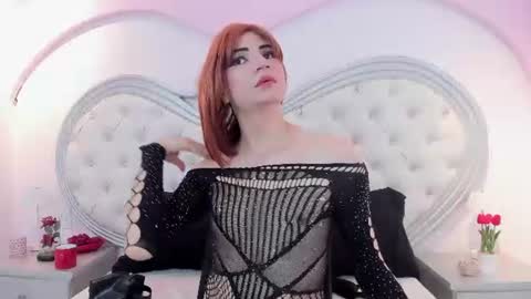Snapshot of angell_fire chatting on July 9, 12:42 pm Angell online show from July 9, 12:42 pm