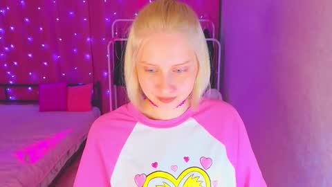 Cutie online show from January 15, 5:38 pm