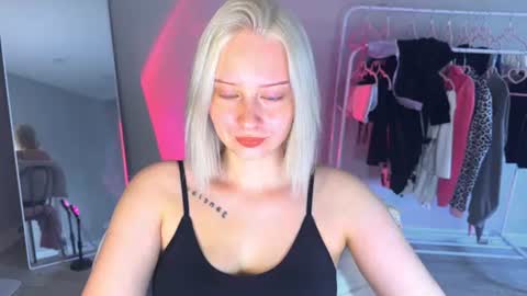Cutie online show from July 10, 11:24 am
