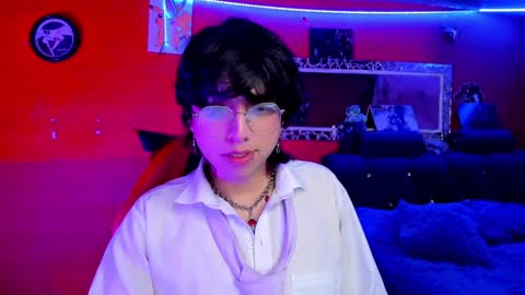 Snapshot of angellonfire chatting on December 21, 3:25 am Angel  online show from December 21, 3:25 am