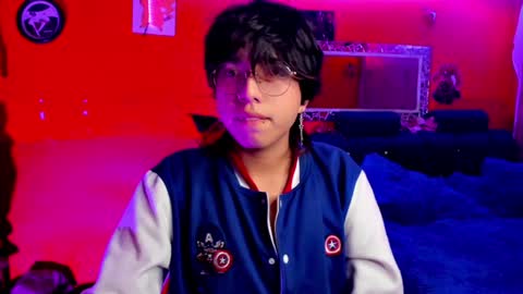 Snapshot of angellonfire chatting on January 15, 1:45 am Angel  online show from January 15, 1:45 am