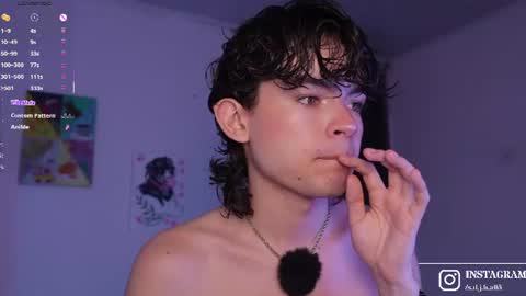 Snapshot of angelocute_ chatting on July 8, 12:26 am Angelo I work from home this is my room online show from July 8, 12:26 am