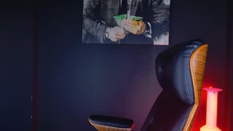 BlackWolf online show from December 9, 12:19 pm