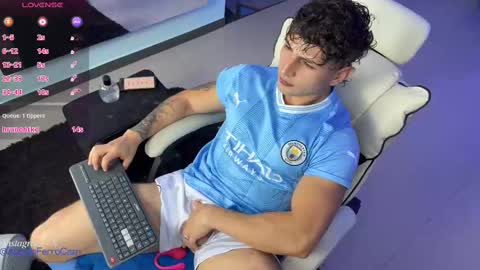 Snapshot of angeloferro1 chatting on February 25, 2:14 am Angelo Ferro online show from February 25, 2:14 am