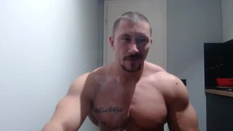  ------- SEX SHOW WITH GUYS AND GIRLS  MUSCLE SHOW online show from October 31, 3:57 pm