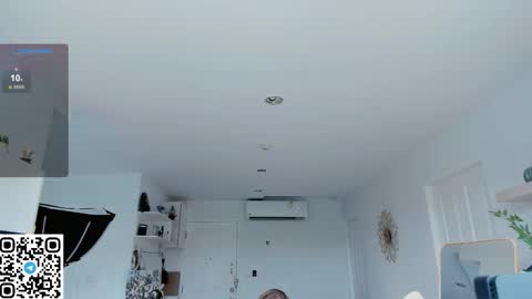 Snapshot of angelpaull chatting on September 10, 2:44 am Angel online show from September 10, 2:44 am