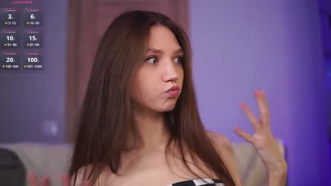 Snapshot of angels_kiss chatting on October 27, 3:54 am Nikki online show from October 27, 3:54 am