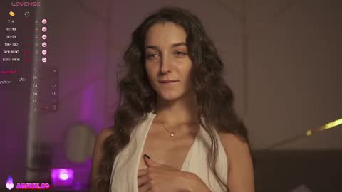 Nikki online show from August 7, 10:50 am
