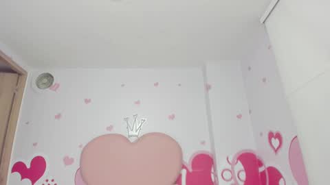 Angel  online show from March 1, 9:07 am