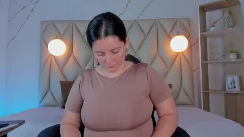 ANGIE online show from November 23, 1:44 pm