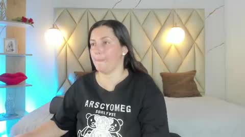 Snapshot of angelswets chatting on June 14, 1:13 pm ANGIE online show from June 14, 1:13 pm