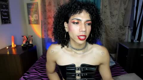 Snapshot of angelwhitte chatting on May 30, 11:02 pm angelwhitte online show from May 30, 11:02 pm