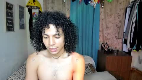 angelwhitte online show from July 22, 2:47 am