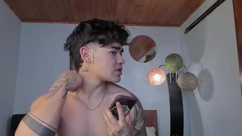 Snapshot of angelx_fox chatting on January 5, 2:52 pm Angel Fox online show from January 5, 2:52 pm